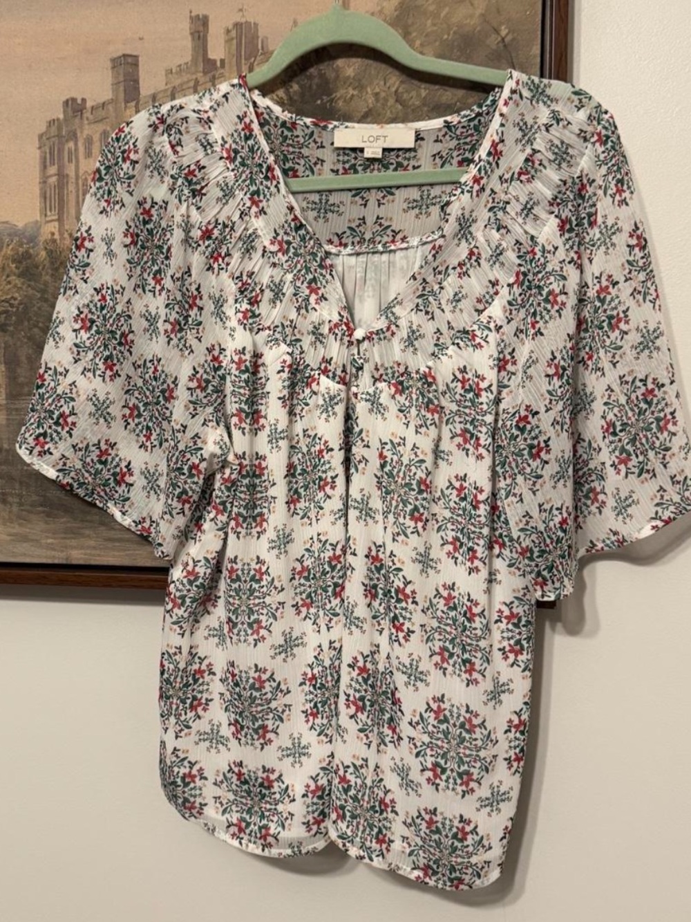 Loft short sleeve white blouse w red-green print Sz S *runs large.